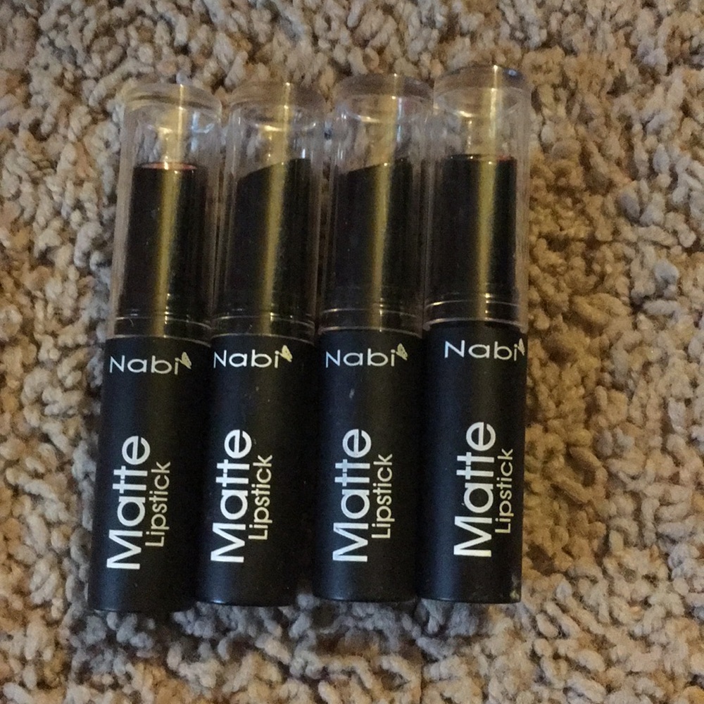 Matte lipstick